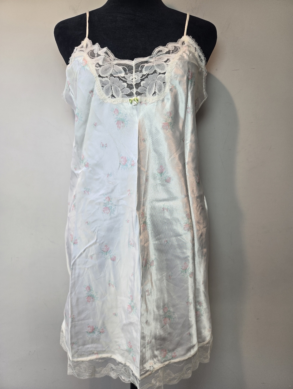 Vintage Nightgown Small Women's Floral Bridal Nightie Negligee Sexy Lace Flowers